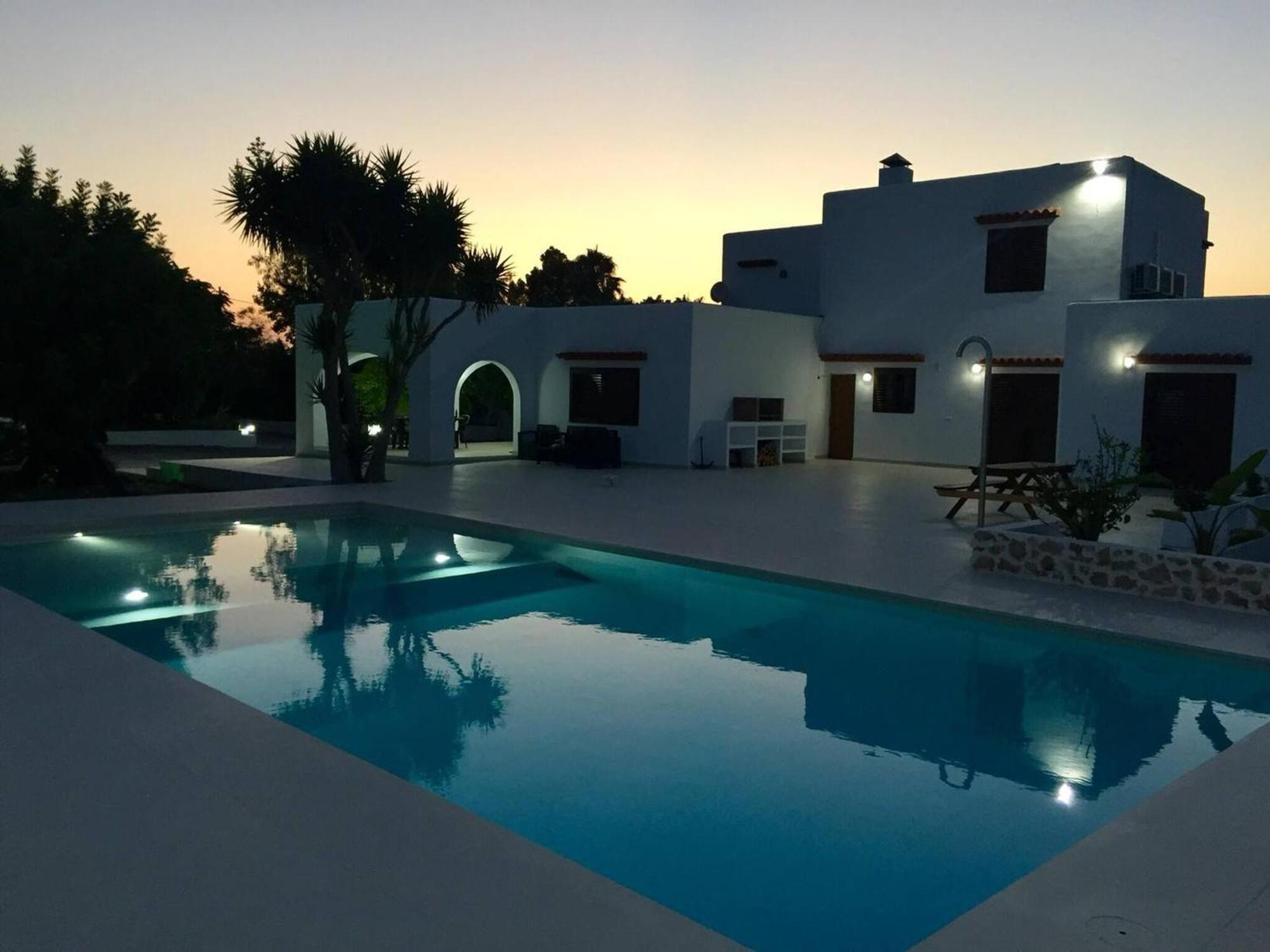 Villa Bello Сан-Антонио-Абад Экстерьер фото